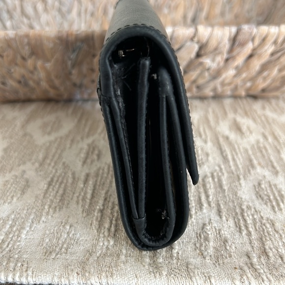 Coach Vintage Black Leather Trifold Wallet - Picture 4 of 15